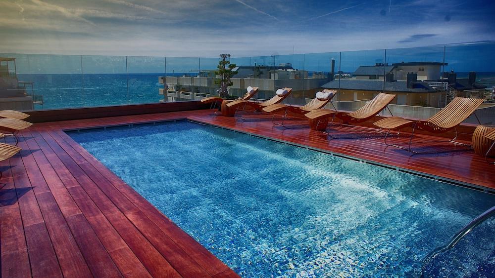 Hotel Avenida Sofia And Sitges
